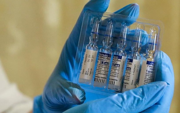 Загалом у Словаччині російською вакциною щепилися лише близько 18,5 тисячі людей.
