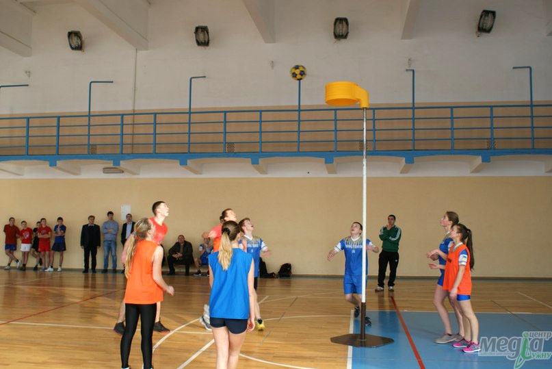 Корфбол уже в Ужгороді: до УжНУ завітала збірна команда львівської федерації цього виду спорту
