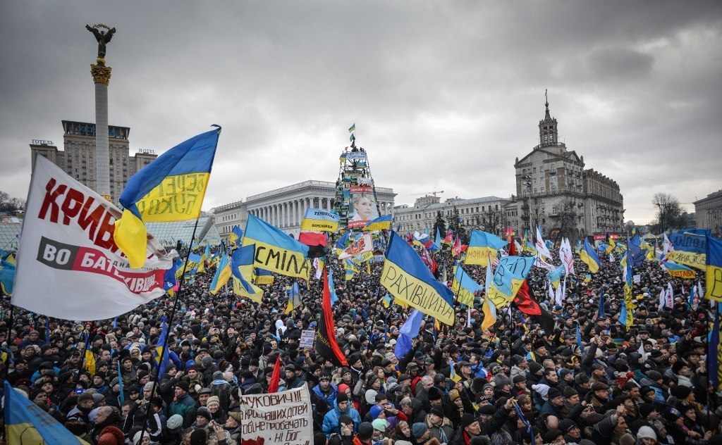 Третий украинский Президент Виктор Ющенко, комментируя закон о местных выборах. отметил, что этот документ навсегда закрыл партиям Майдана путь в политику. 