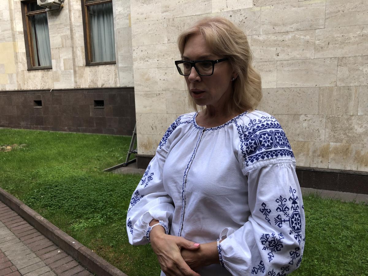 Український обмудсмен заявила про небезпечну ситуацію у зв'язку зі станом здоров'я Сенцова, який з 14 травня продовжує голодувати. 

