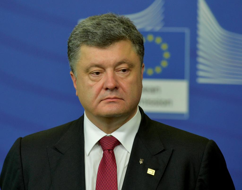Медиасообщество резко отреагировала на выступление президента Украины Петра Порошенко во время климатической конференции в Париже.