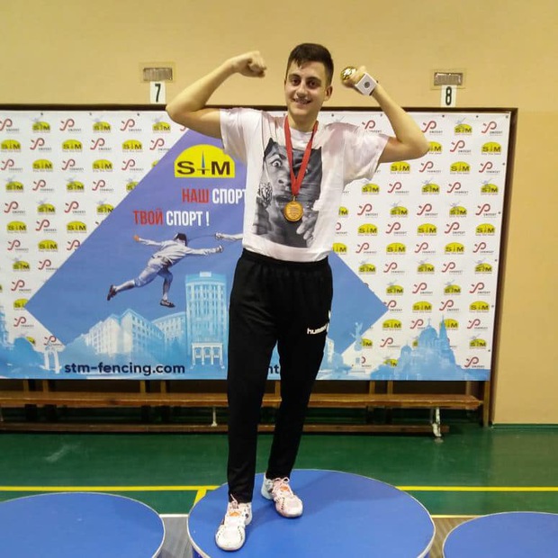 Нещодавно у Харкові пройшов турнір найсильніших з фехтування на шпагах серед юніорів, пам’яті Олександра Єпішева.

