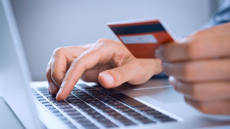Де можна взяти онлайн кредит на картку?