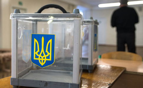 21 квітня на території Закарпатської області, як і у першому турі виборів, працюватимуть 811 дільничних виборчих комісій.