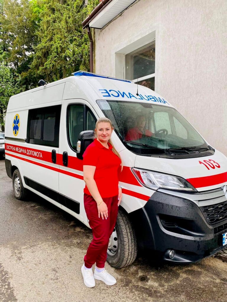В Закарпатской области приняли очередные «роды на колесах» в машине скорой помощи.