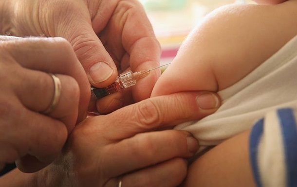 З 1991 року в Україні не зафіксовано жодного смертельного випадку через вакцинацію, стверджує Уляна Супрун.
