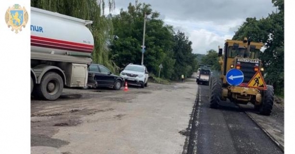 В Золочевском районе в рамках программы Президента Украины «Великое строительство» начался ремонт нового участка дороги общего пользования местного значения.
