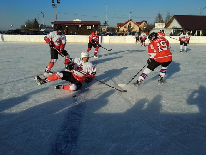 В Ужгороді відкрили хокейний сезон