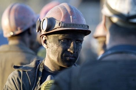 У 2015 році міністерство енергетики та вугільної промисловості має намір закрити п'ять державних вугільних шахт і призупинити діяльність ще семи.