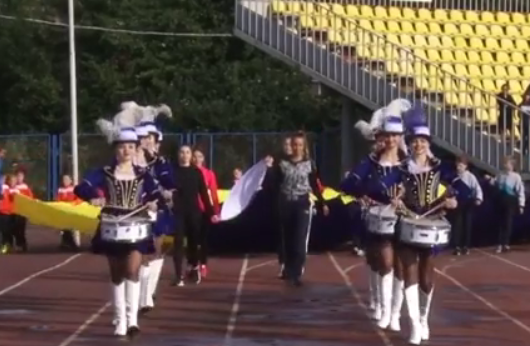 Чотири сотні ужгородських школярів змагалися за спортивну першість / ВІДЕО