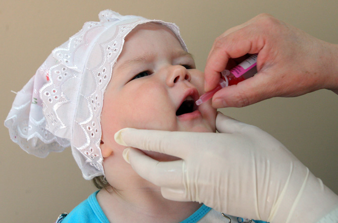 У Закарпатській області підтвердилися два випадки захворювання дітей на поліомієліт. 