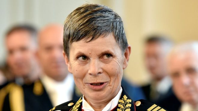 Словенія стала першою країною НАТО, де жінка очолила Генштаб армії. 55-річна генерал-майор Аленка Ерменц приступить до виконання своїх обов'язків вже у середу.

