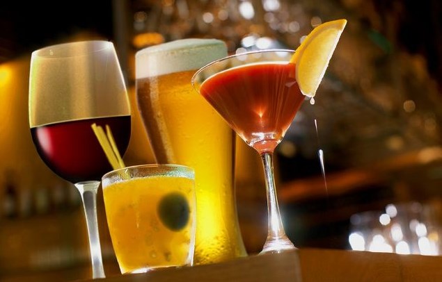 Список найбільш корисних видів алкоголю склали фахівці із США.