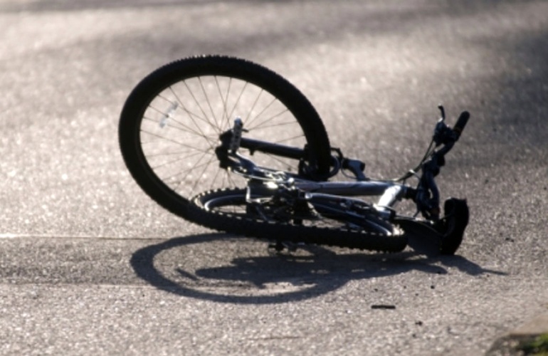 12 червня, о 01:30, між містом Радехів та селом Вузлове Радехівського району Львівської області сталася дорожньо-транспортна пригода, внаслідок якої постраждав велосипедист.
