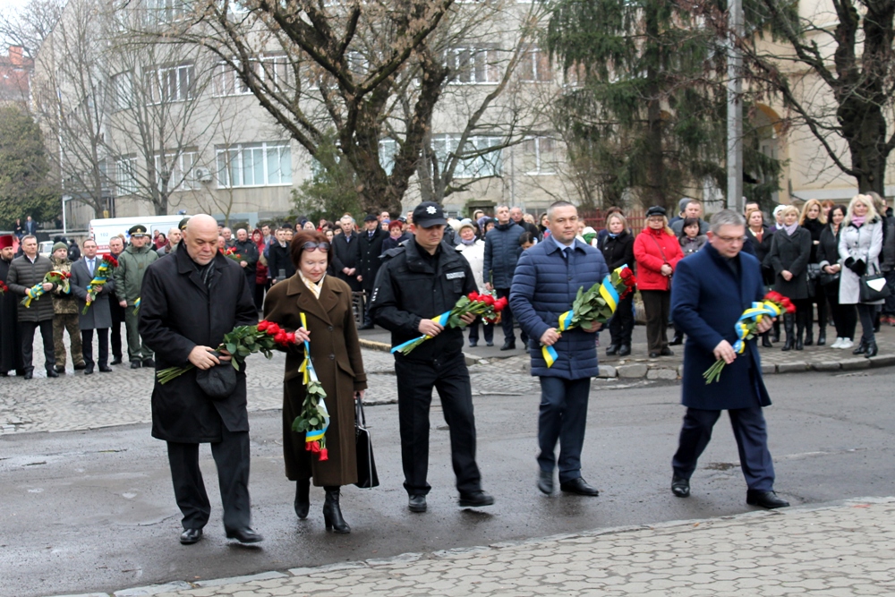 Разом із першими керівниками Закарпаття та громадськістю пам’ять Августина Волошина вшанували також голови Полтавської та Львівської облрад.
