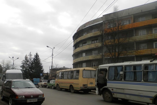 За дорученням міського голови Володимира Кащука, у поминальний день, 1 листопада, буде організовано рух додаткових одиниць автотранспорту. 
