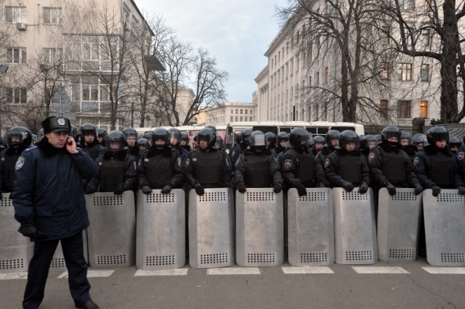 Акцію строковиків під АП готували до виборів – джерело