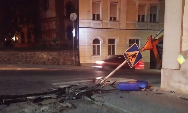 Авария произошла на перекрестке улиц Жупанатская и Собранецкая.