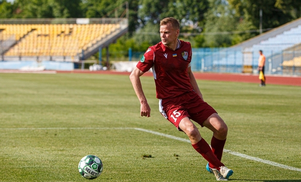 Матчи 4-го тура проходят в Первой лиге чемпионата Украины. 13 августа ФК «Ужгород» сыграл в Луцке с «Волынью», матч завершился вничью.