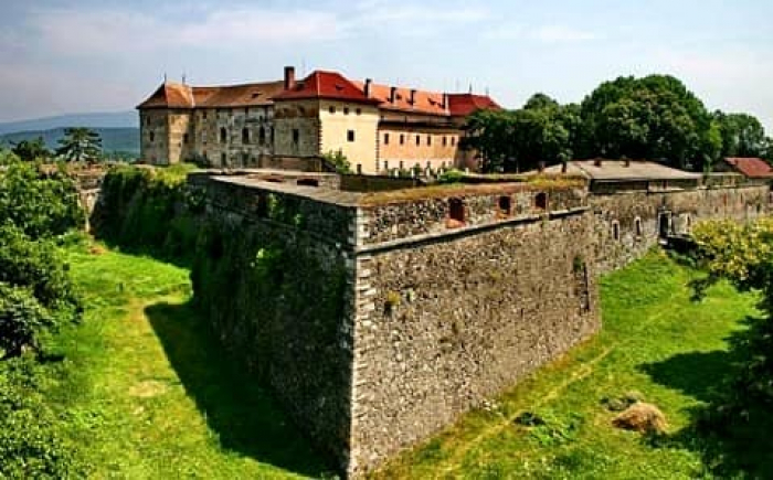 Ужгородський замок опинився на вершині ТОП-3 найвідвідуваніших музеїв Закарпаття