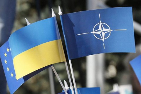 Саміт ЄС-Україна призначено на 9 липня. А саміт НАТО відбудеться 11-12 липня.
