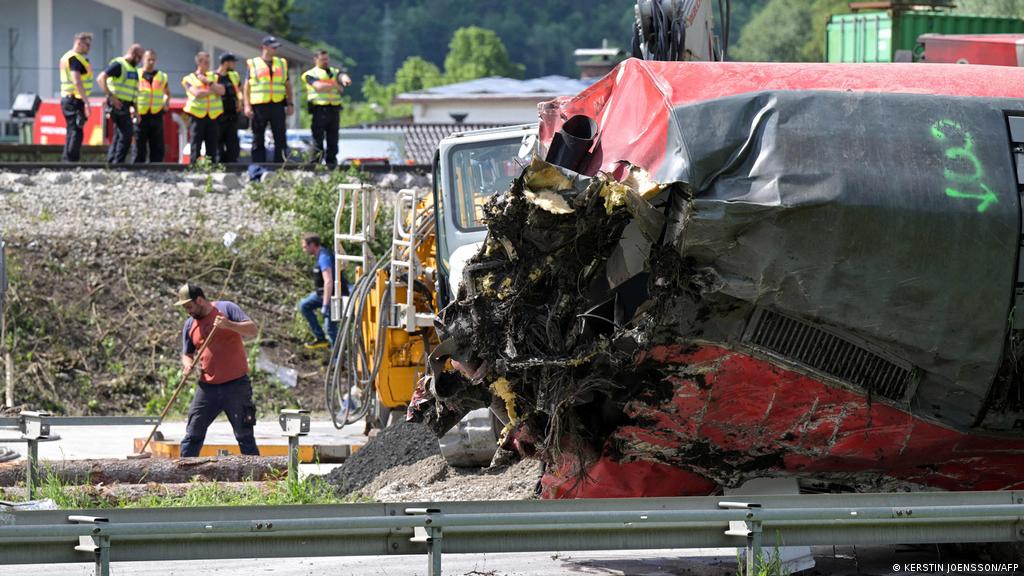Посольство Украины в Германии подтвердило гибель двух украинских женщин в результате железнодорожной аварии в баварском районе Гармиш-Партенкирхен.
