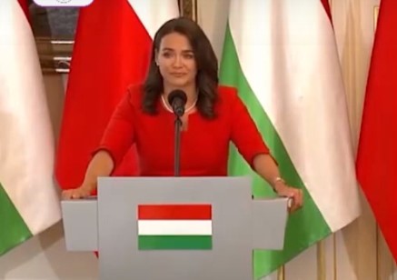 Новообрана президент Угорщини Каталін Новак провела перший закордонний візит до Польші. 