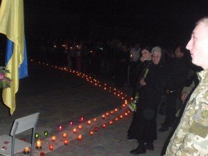 Сегодня, 4 мая, в Виноградове будут прощаться с погибшим в АТО воином Виктором Афанасєвим. Об этом в Фейсбуке сообщил волонтер Михаил Роман.