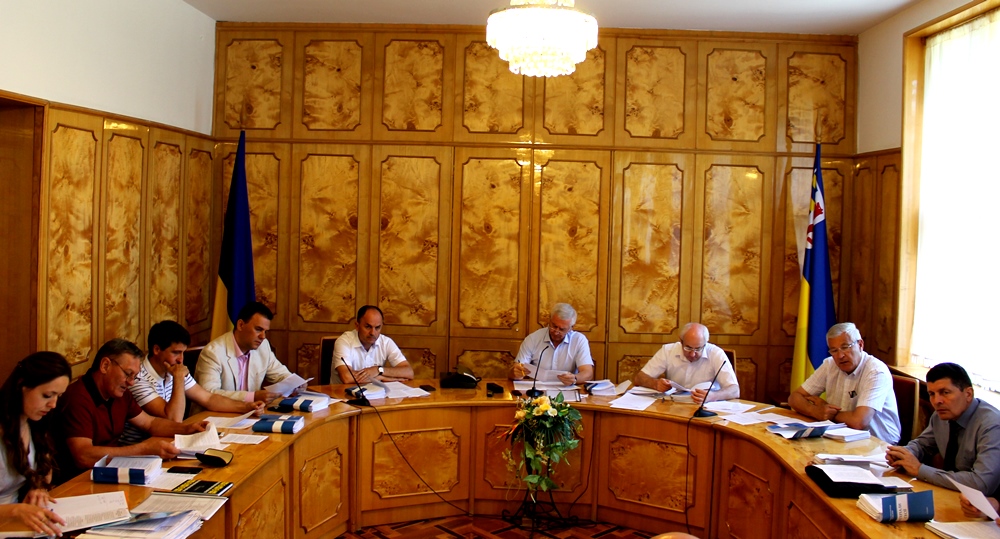 В понедельник, 6 июня, состоялось заседание постоянной комиссии Закарпатского областного совета под председательством Василия Кошеле.