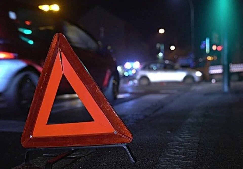 Як повідомляють очевидці, дорожньо-транспортна пригода сталася ввечері 27 грудня у місті Галич.
