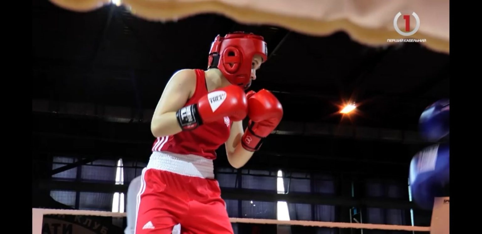 В Ужгороде продолжается чемпионат Украины по боксу среди женщин (ВИДЕО)