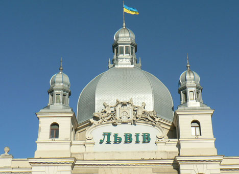 Во Львове на железнодорожном вокзале обокрали закарпатца