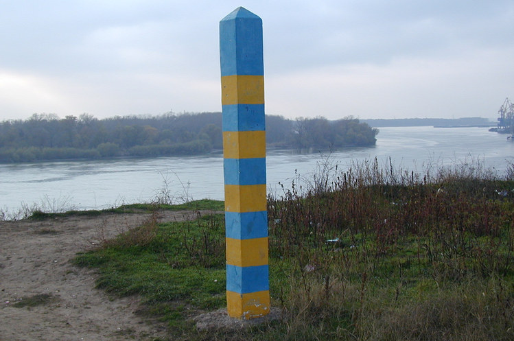 На ділянці Мукачівського прикордонного загону на теперішній час, підтоплені 42 прикордонні знаки.
