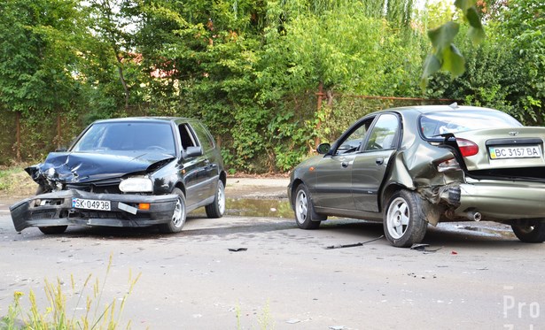 Сьогодні в другій половині дня в обласному центрі на вулиці Загорській сталася серйозна аварія.