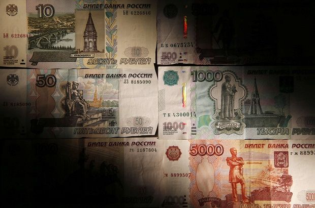Падіння курсу рубля спричинило економічний спад у країнах Центральної Азії