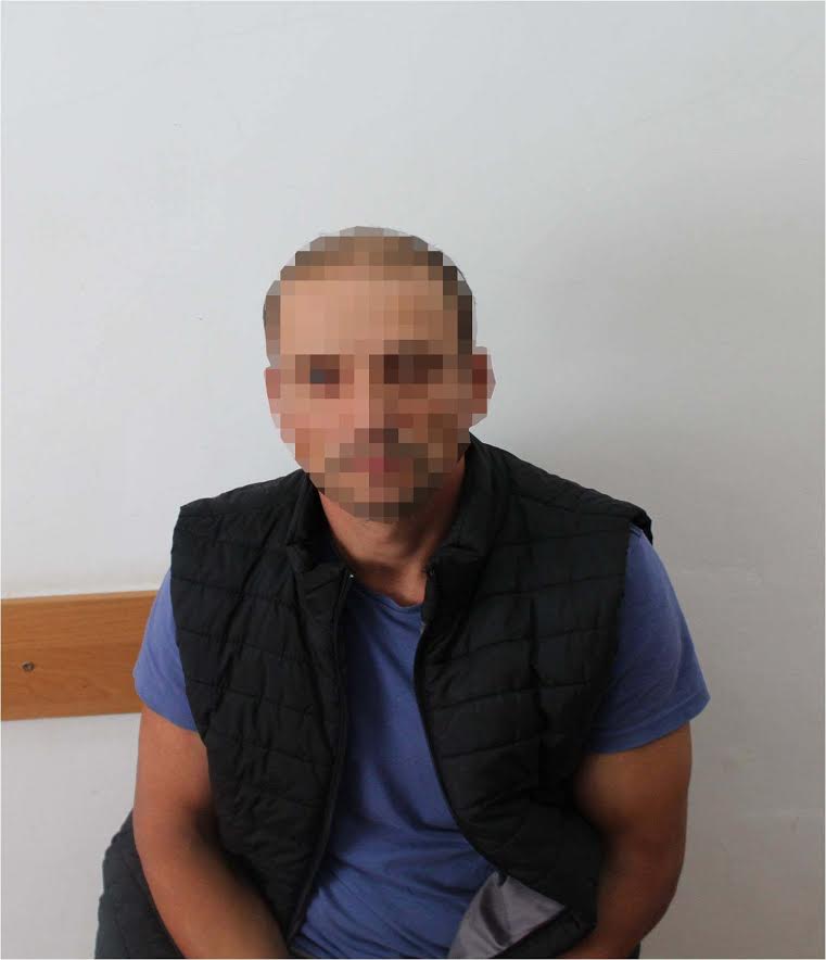 Учора в пункті пропуску «Солотвино» прикордонники Мукачівського загону виявили чоловіка, який при перетині кордону надав для перевірки чужий паспорт.