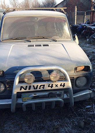 Поліцейські розшукали водія "Ниви", який на Тячівщині збив в новорічну ніч пішохода і втік / ФОТО