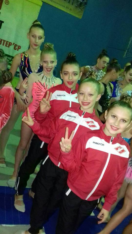 14 жовтня збірна команда міста Мукачева прийняла участь у відкритій першості з художньої гімнастики 