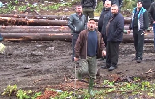 Наказом №276 К від 13 листопада звільнено з займаної посади майстер лісу Лопухівського лісництва Василь Банга.

