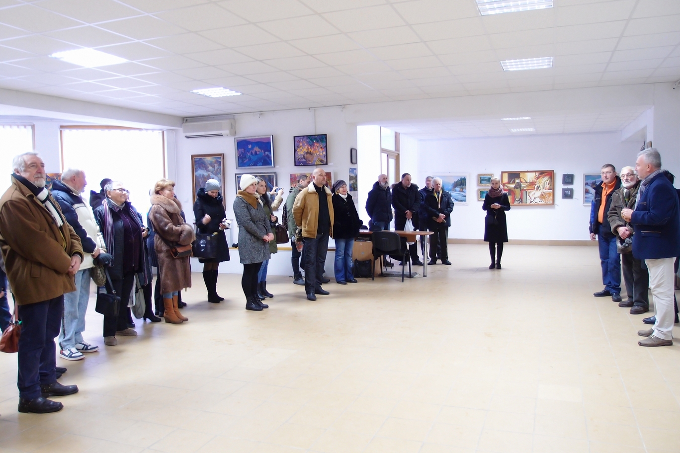 В Ужгороді відкрили "Різдвяну виставку" творів закарпатських митців 