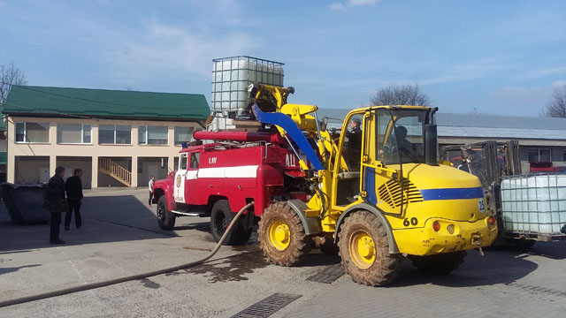 11 березня о 13:45 в оперативно-рятувальну службу Іршавського району поступило повідомлення про пожежу на деревообробному підприємстві, що знаходиться у селі Осій ур. Бабцьовиця.
