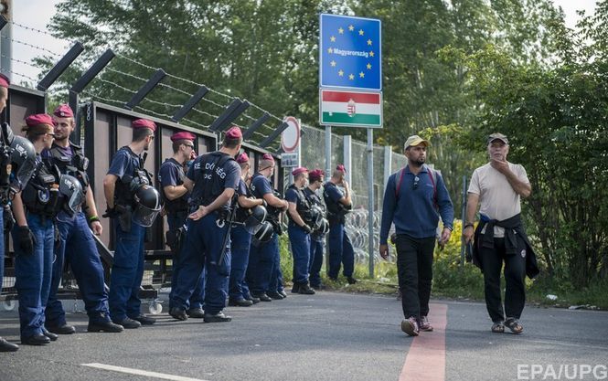 Угорщина може звести стіну на кордоні з Румунією