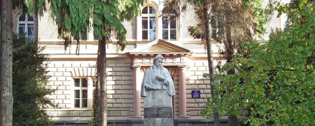 Будівля гімназії Другетів в Ужгороді відзначила ювілей: журналісти розповіли цікаві факти (ВІДЕО)