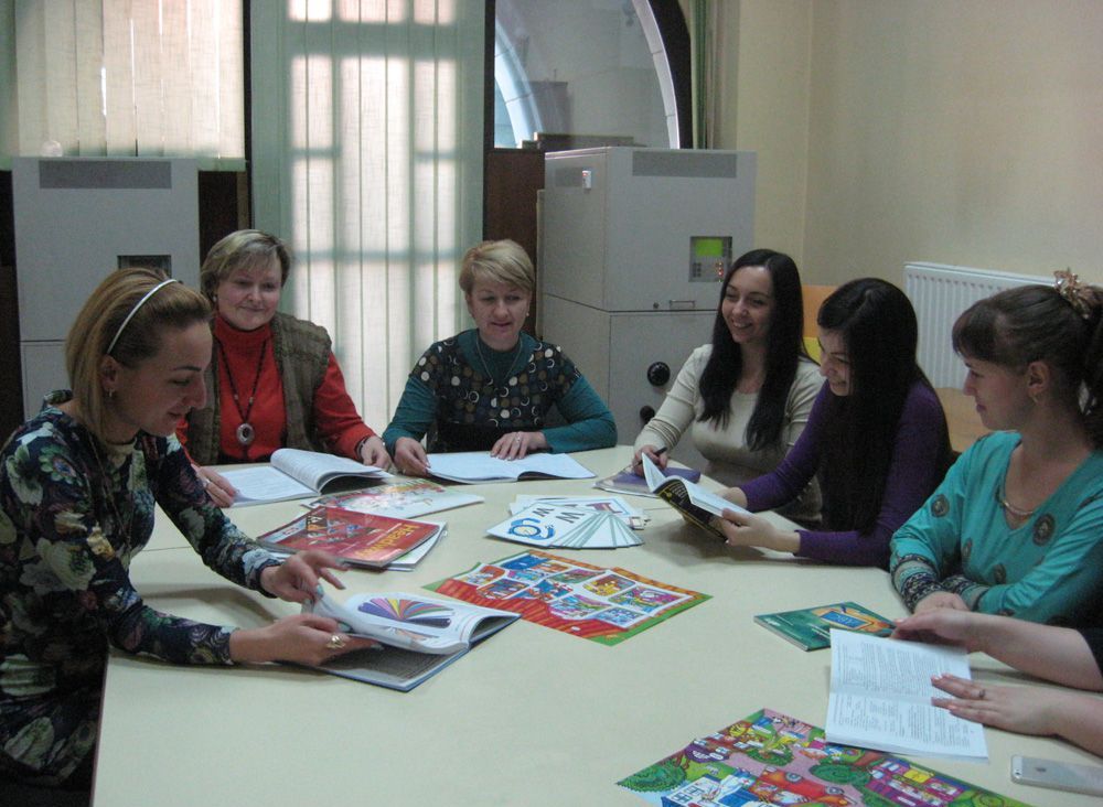 В Мукачевском управлении образования подняли вопрос изучения английского языка в дошкольных заведениях города, в частности организации англоязычных групп на базе садиков.