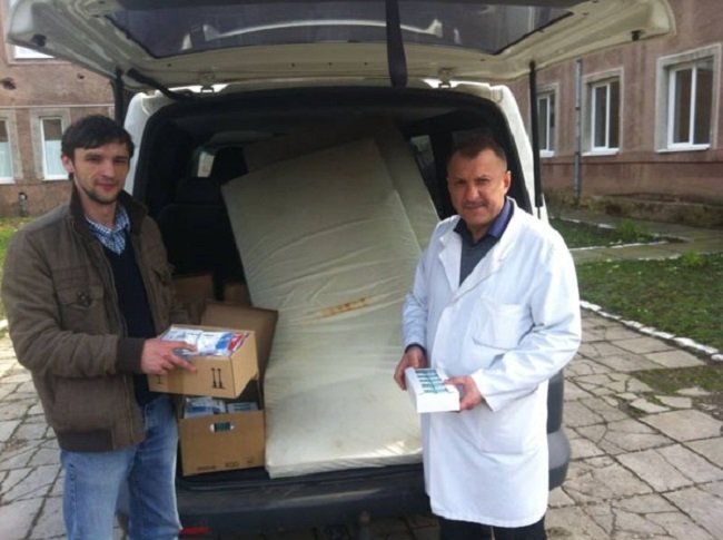 Тячевская больница получила из Чехии гуманитарные матрасы.