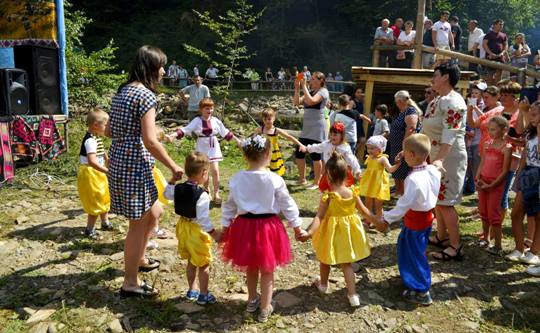 У неділю, 12 серпня, у с. Вучкове на Міжгірщині пройшов ІІІ фестиваль бджолярів «Смак меду».
