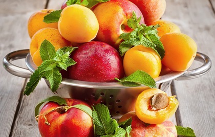 Від приморозків навесні  цього року найбільше на Закарпатті постраждали абрикос, персик та нектарин. 