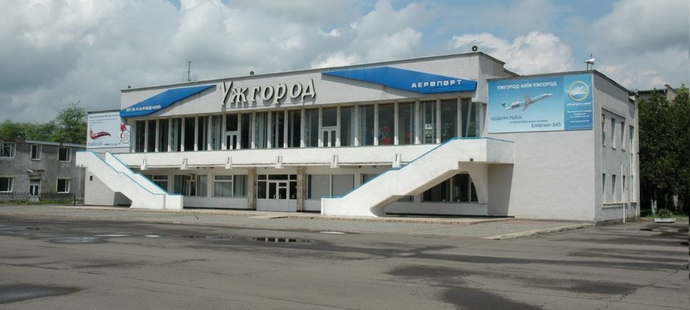 Одна з найактуальніших тем в Ужгороді – робота аеропорту. Точніше, її відновлення. 