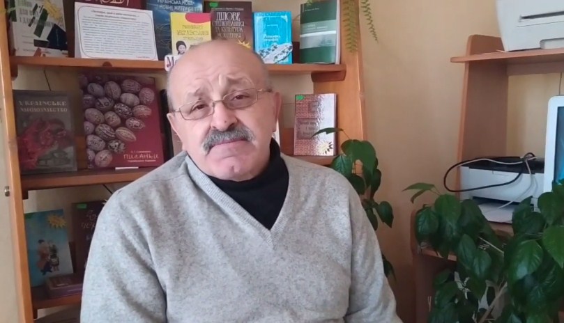 Курта бисіда: письменник із Закарпаття про русинську творчість під час вірусної пандемії (ВІДЕО)