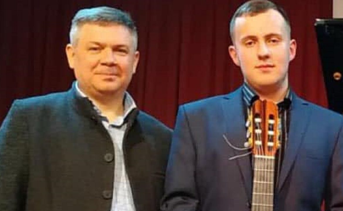 Гітарист з Ужгорода здобув перемогу на всеукраїнському онлайн-конкурсі